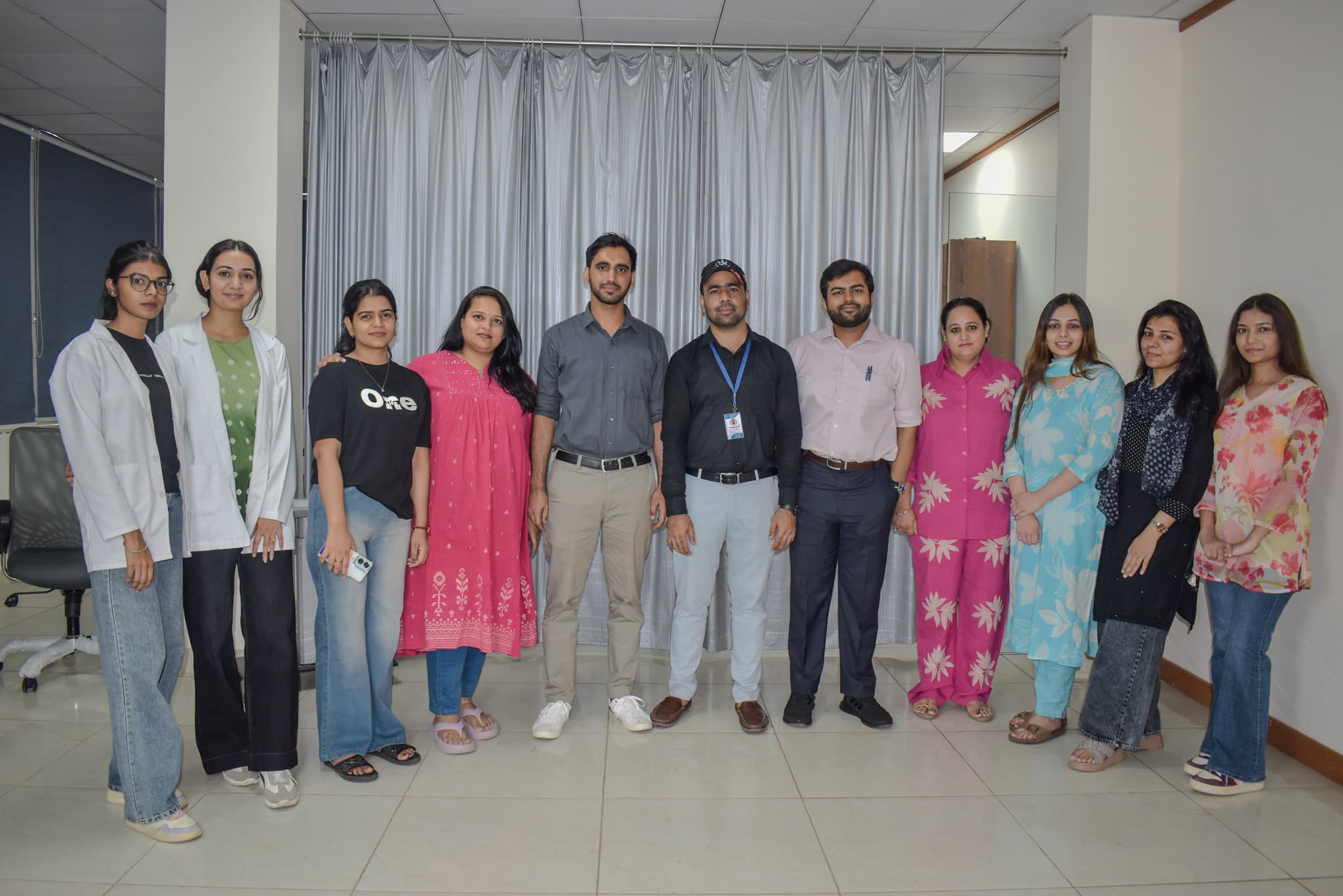Kabra Eye Hospital clinical and support team